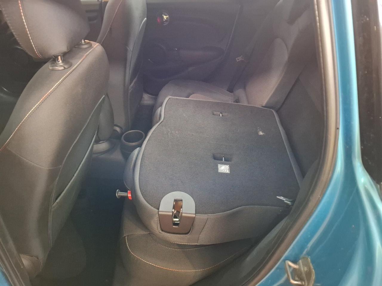 Mini COOPER 15 136CV 100 KW BENZINA NAVIGATORE