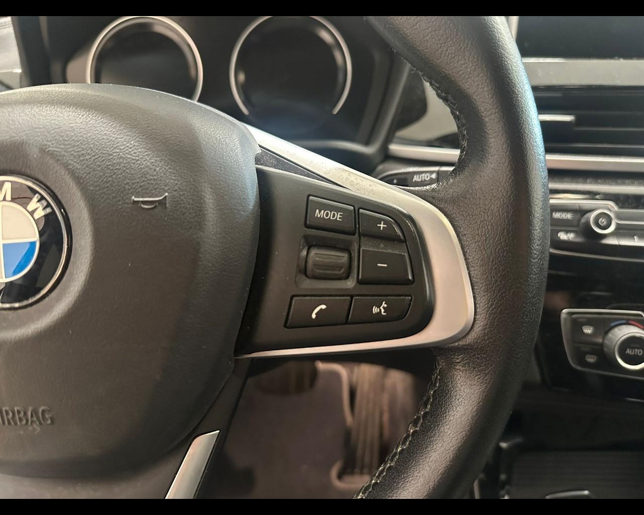 BMW X1 (F48) - X1 sDrive18d xLine