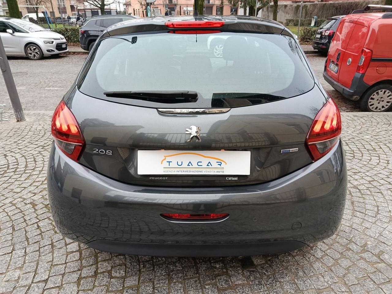 Peugeot 208 Allure 1.2 PureTech 82 #8383