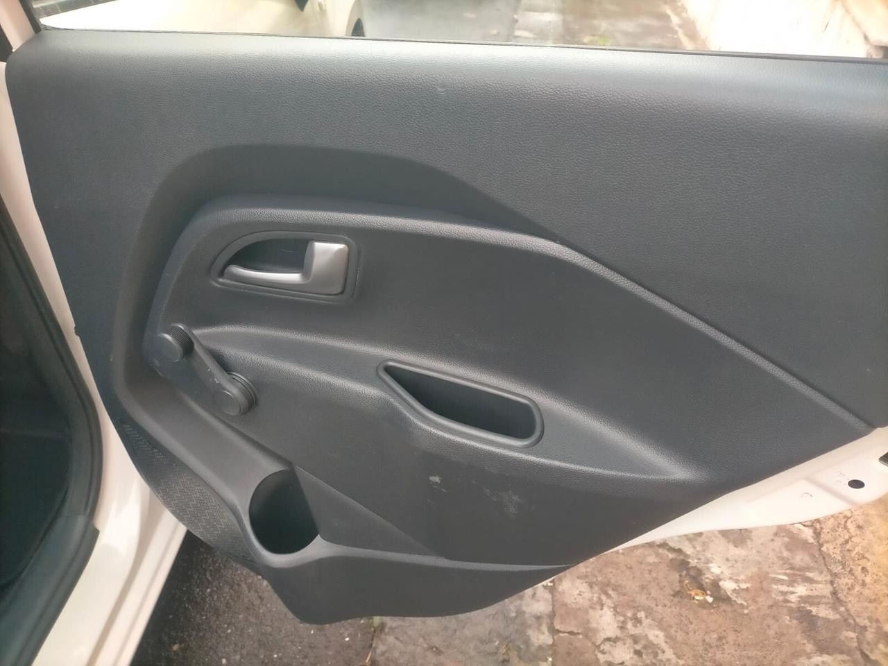 Kia Rio 1.1 CRDi WGT 5p. EX DISEL