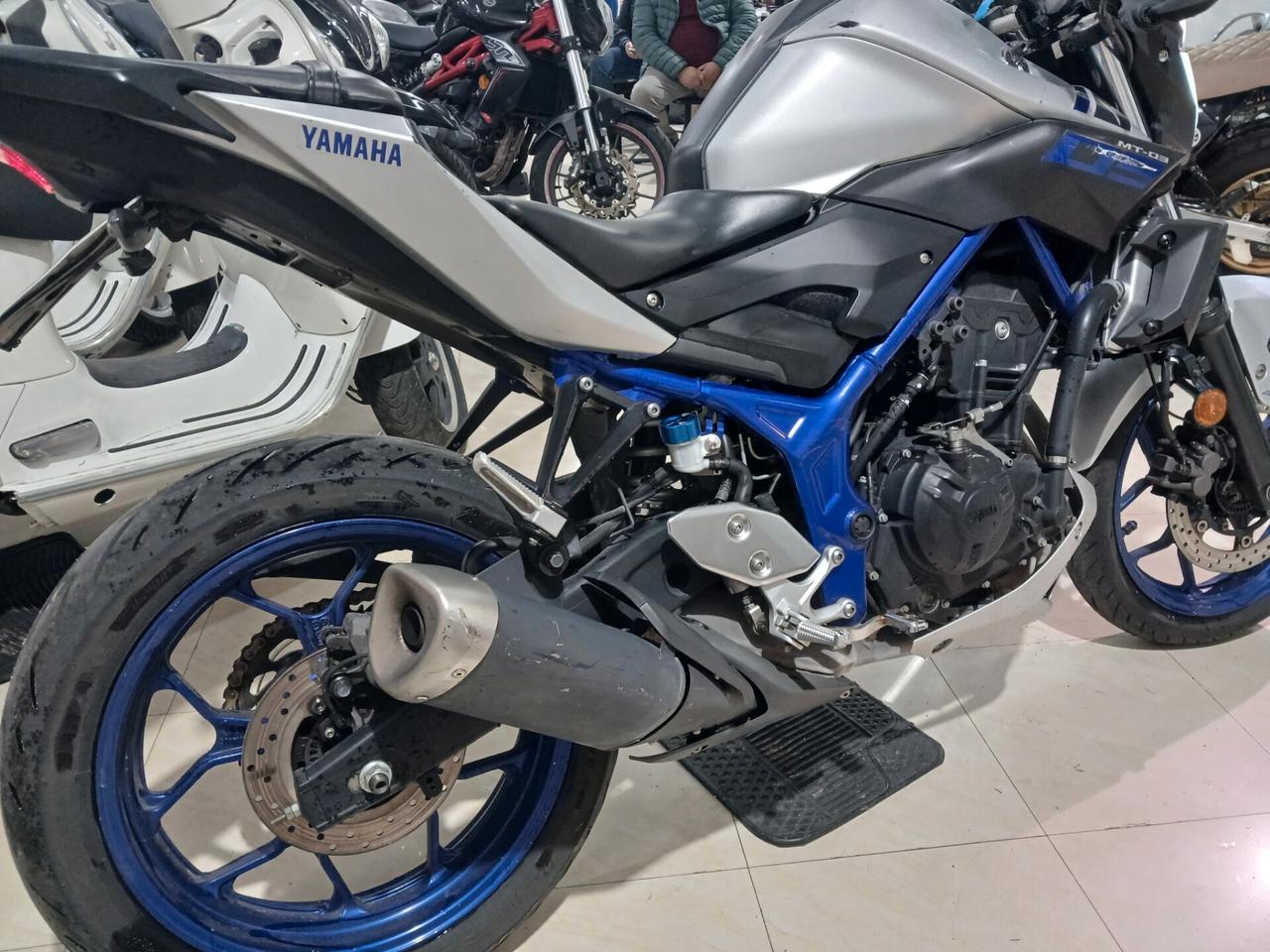 Yamaha MT-03 Naked