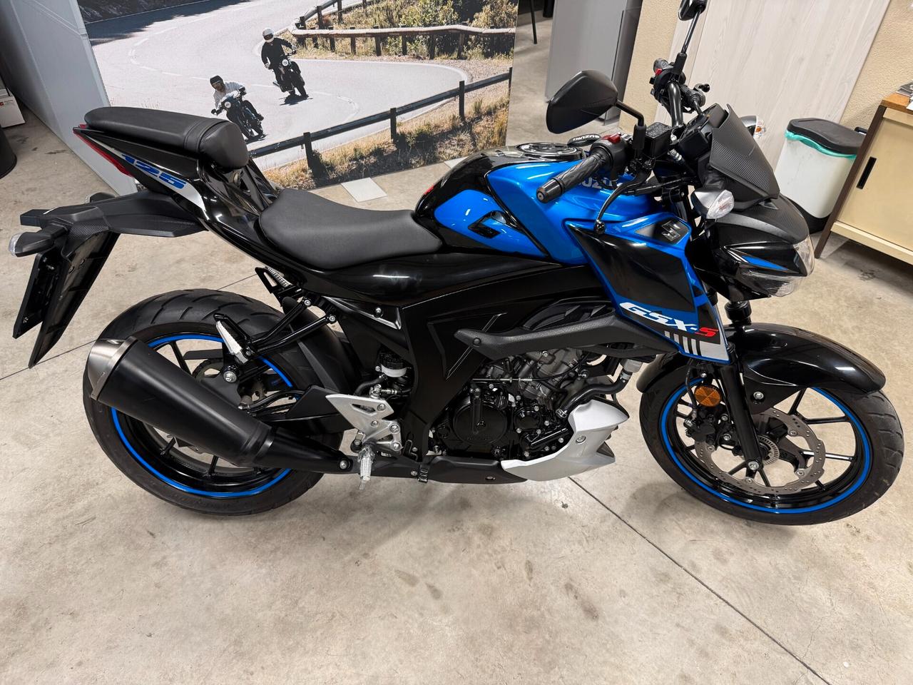Suzuki GSX S 125