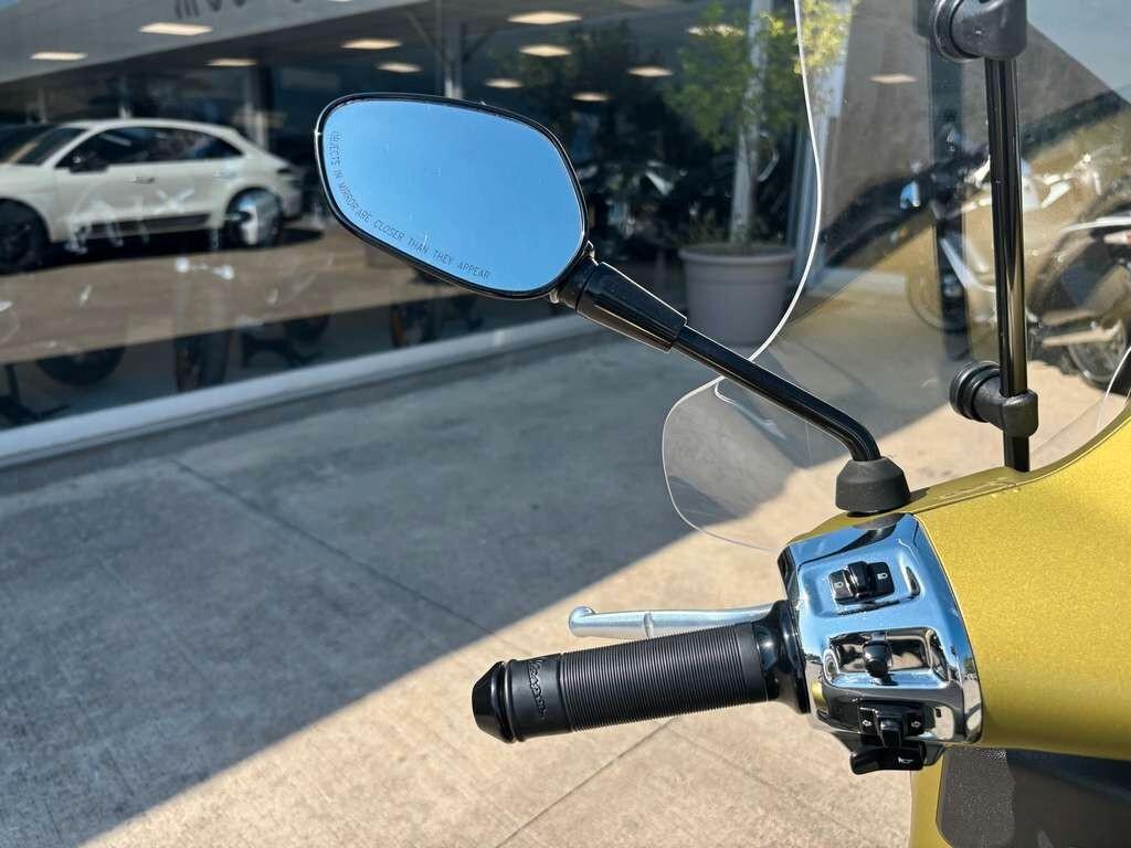 Piaggio Vespa 300 GTS Super 2019 / KM 4.000 Tua a solo 45 Euro al mese