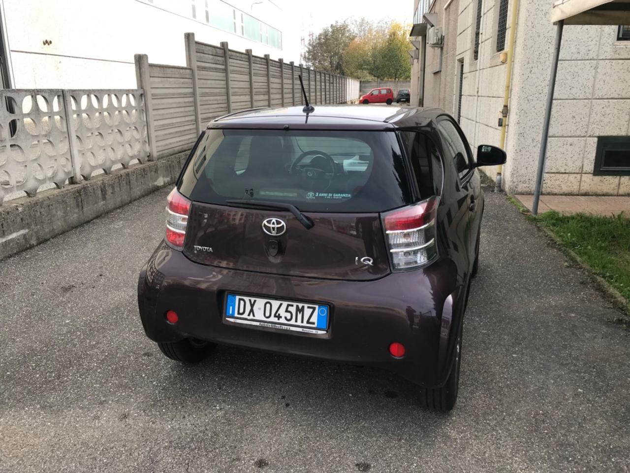 Toyota iQ 1.0 Multidrive