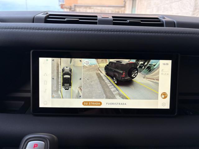 LAND ROVER Defender 110 3.0D I6 200 CV AWD Auto X-Dynamic SE AUTOCARRO