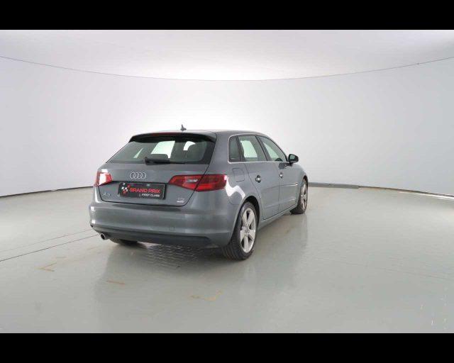 AUDI A3 SPB 1.6 TDI clean diesel Ambition