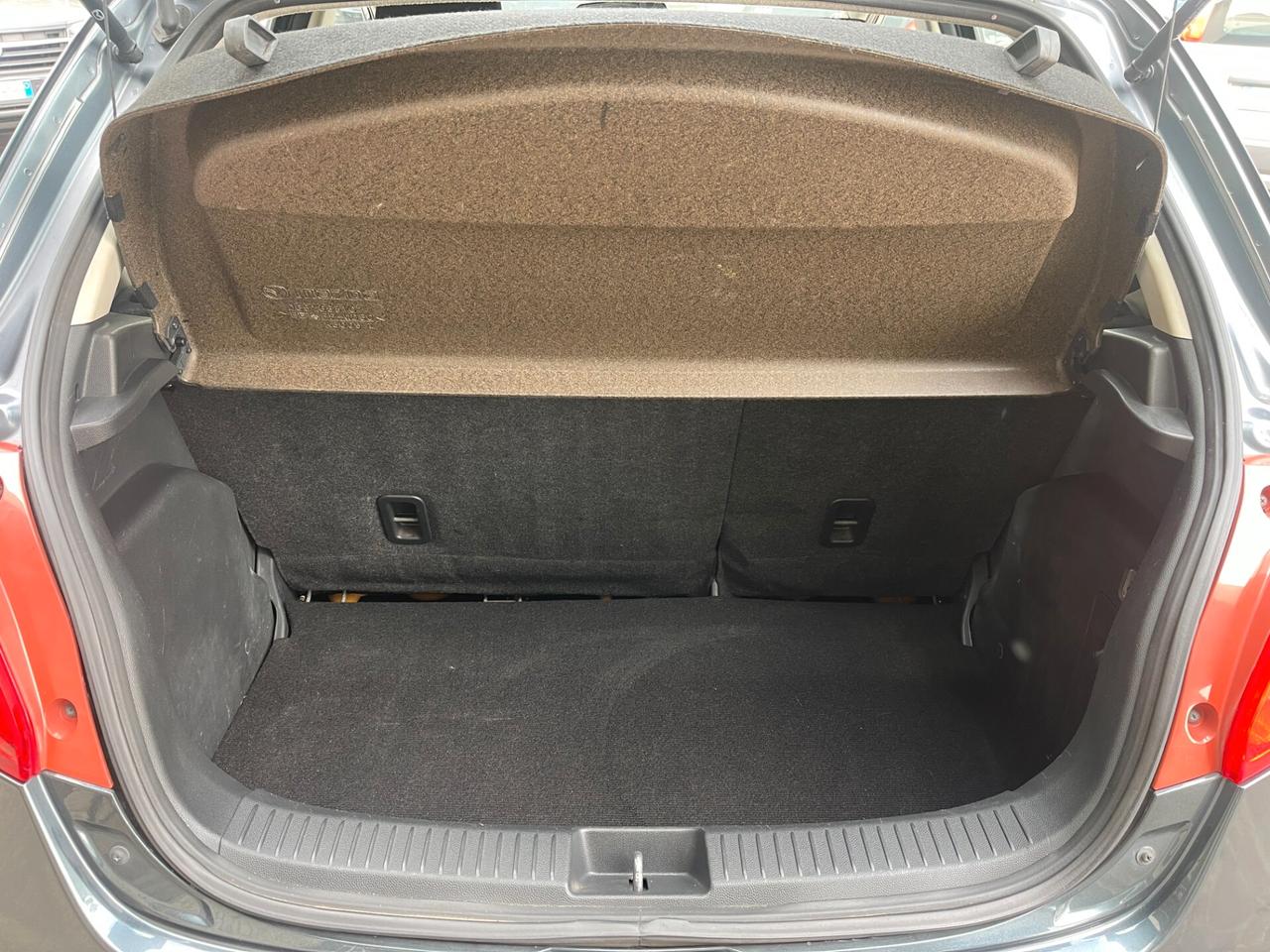 Mazda 2 Mazda2 1.3 16V 75CV 5p. Play Gen. GPL NEO PATENTATI