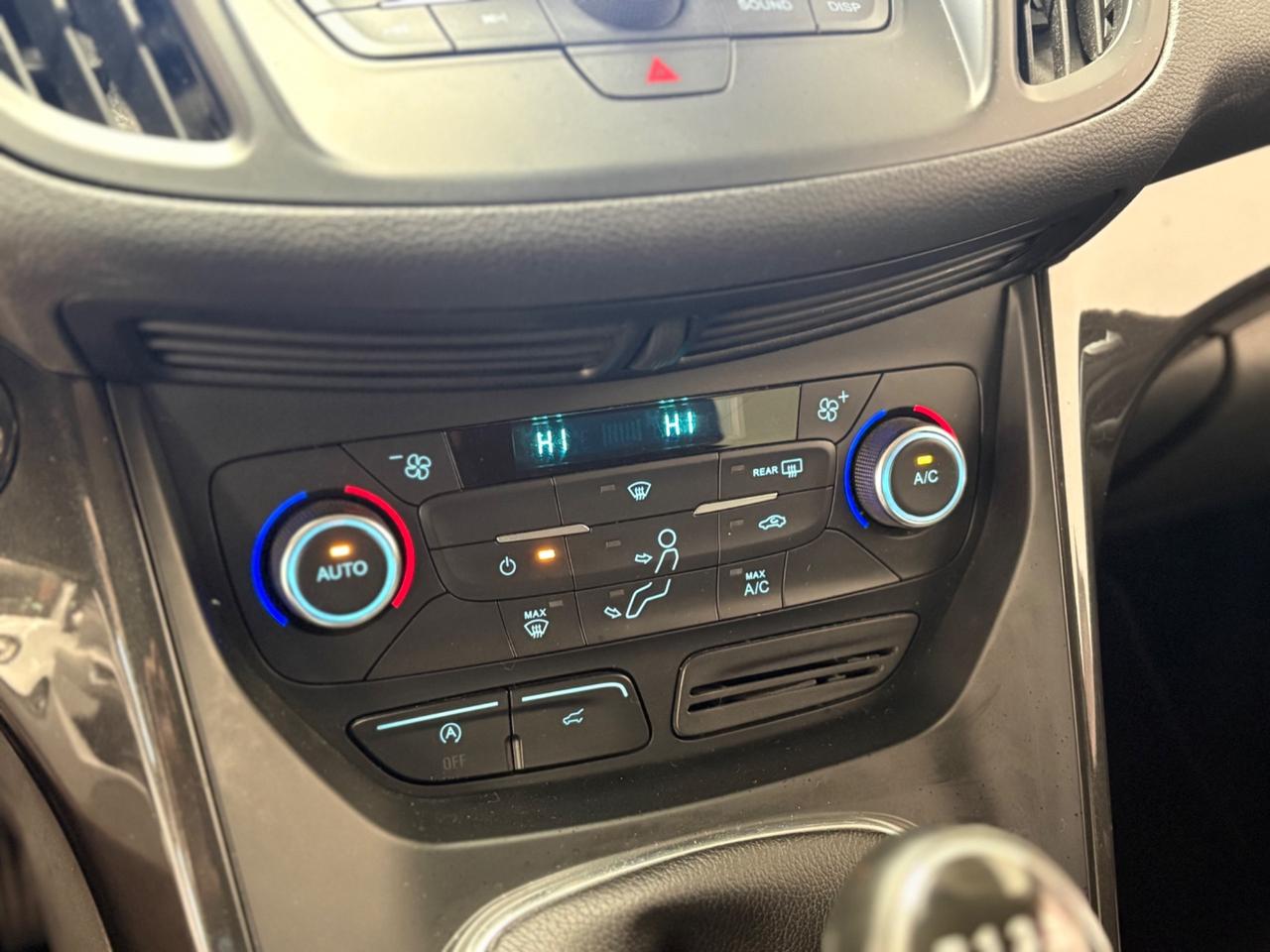 Ford Kuga 1.5 TDCI 120 CV S&S 2WD Titanium