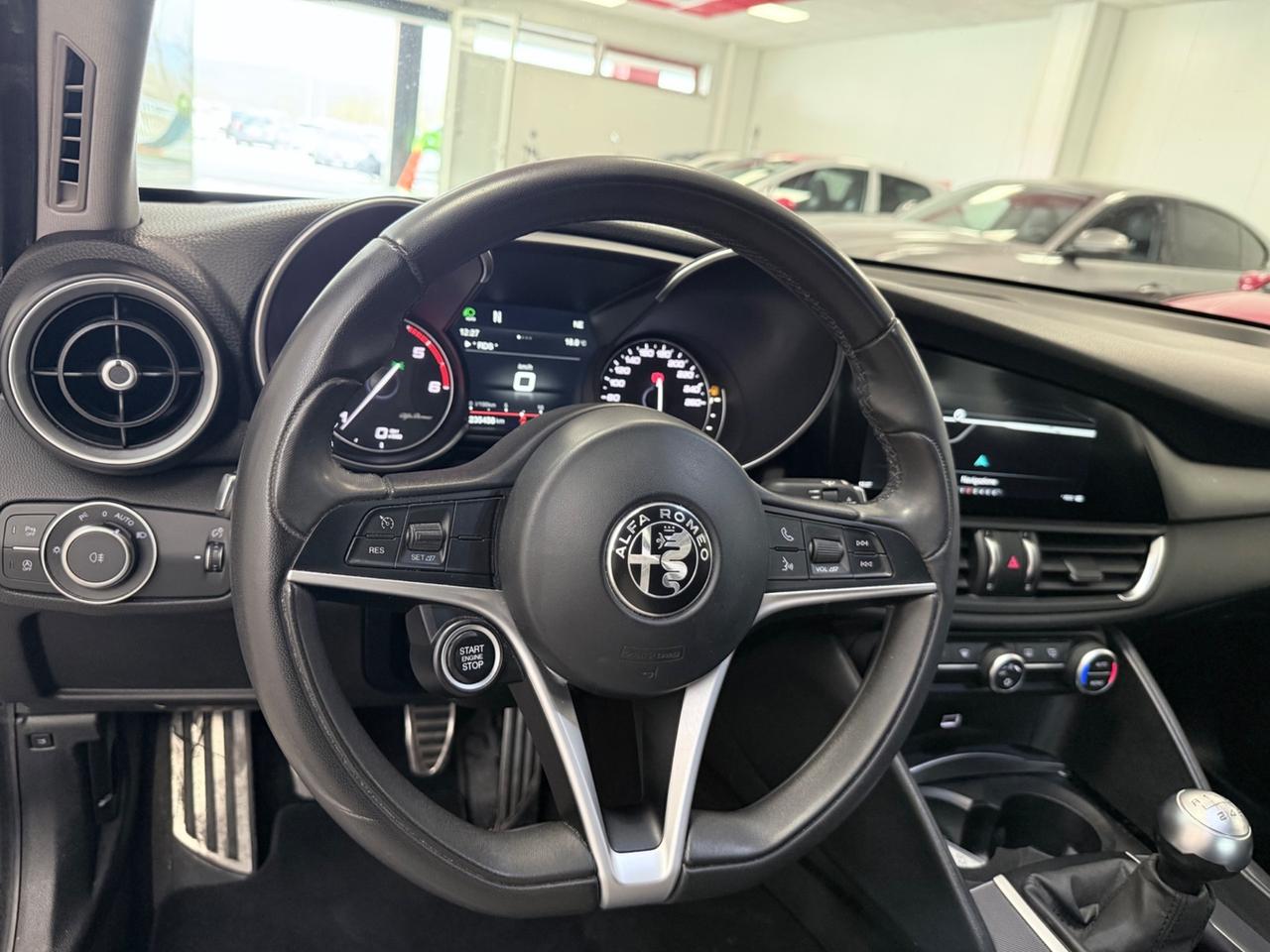 Alfa Romeo Giulia 2.2 Turbodiesel 180 CV Business Sport