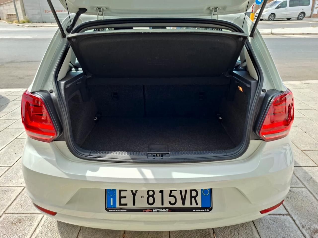Volkswagen Polo 1.4 TDI 75cv Comfortline 2015