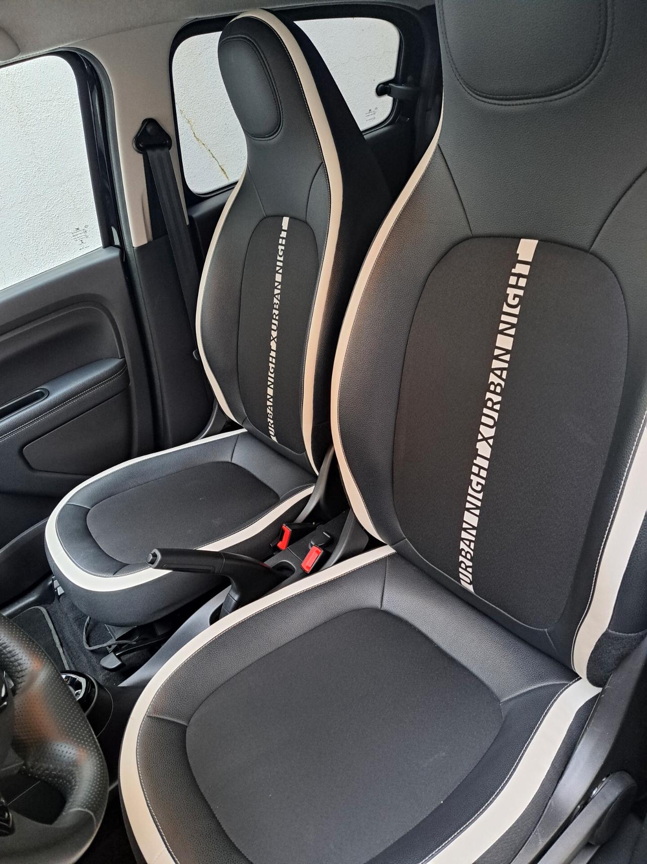 Renault Twingo Electric Urban Night