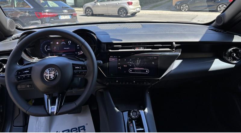 Alfa Romeo Junior 1.2 ibrida 145 cv edct6 FULL LED-APP CONNECT-17"