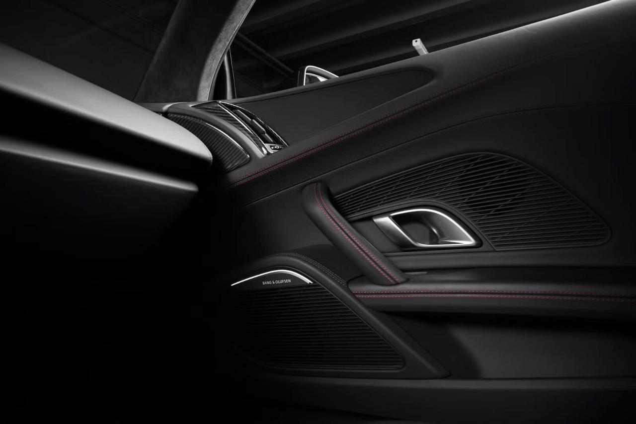 Audi R8 Performance V10 620hp Quattro