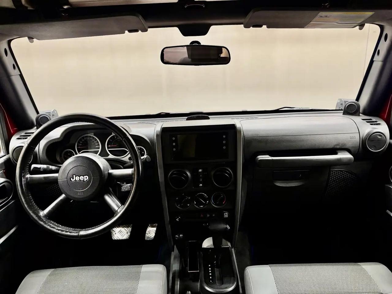 Jeep Wrangler 2.8 CRD SAHARA UNLIMITED PARI AL NUOVO