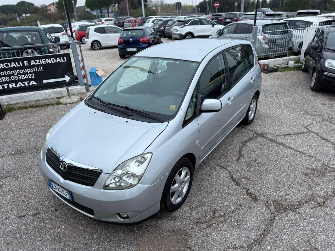 TOYOTA Corolla Verso 2.0 16V D-4D Sol