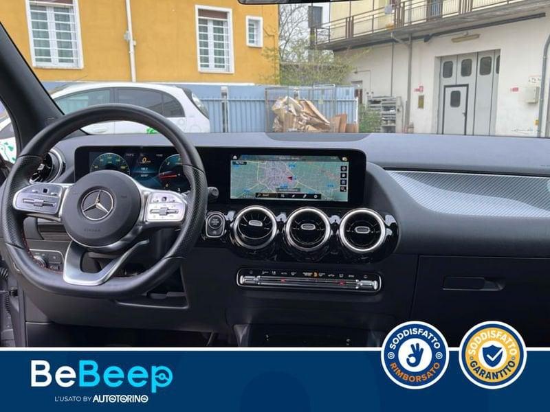 Mercedes-Benz GLA 180 D PREMIUM AUTO
