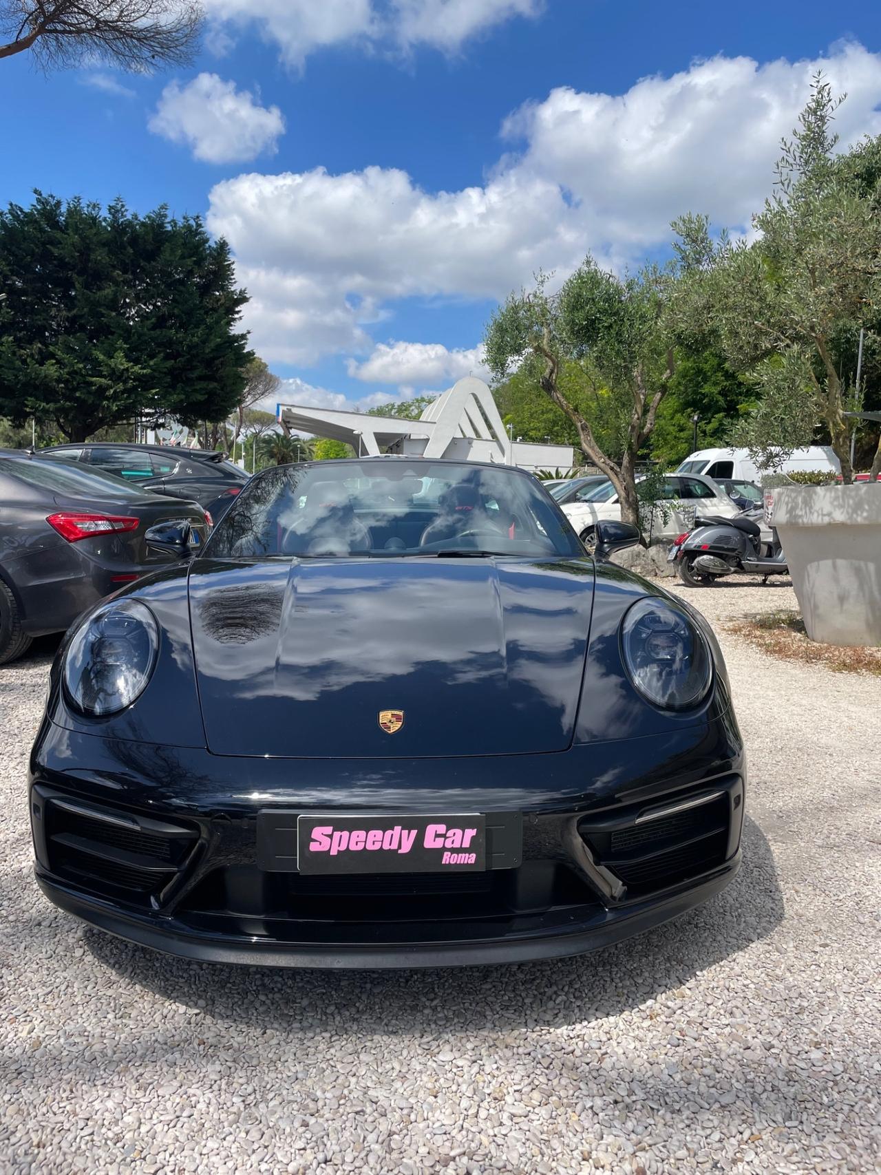 Porsche 911 Carrera 4 GTS Cabriolet