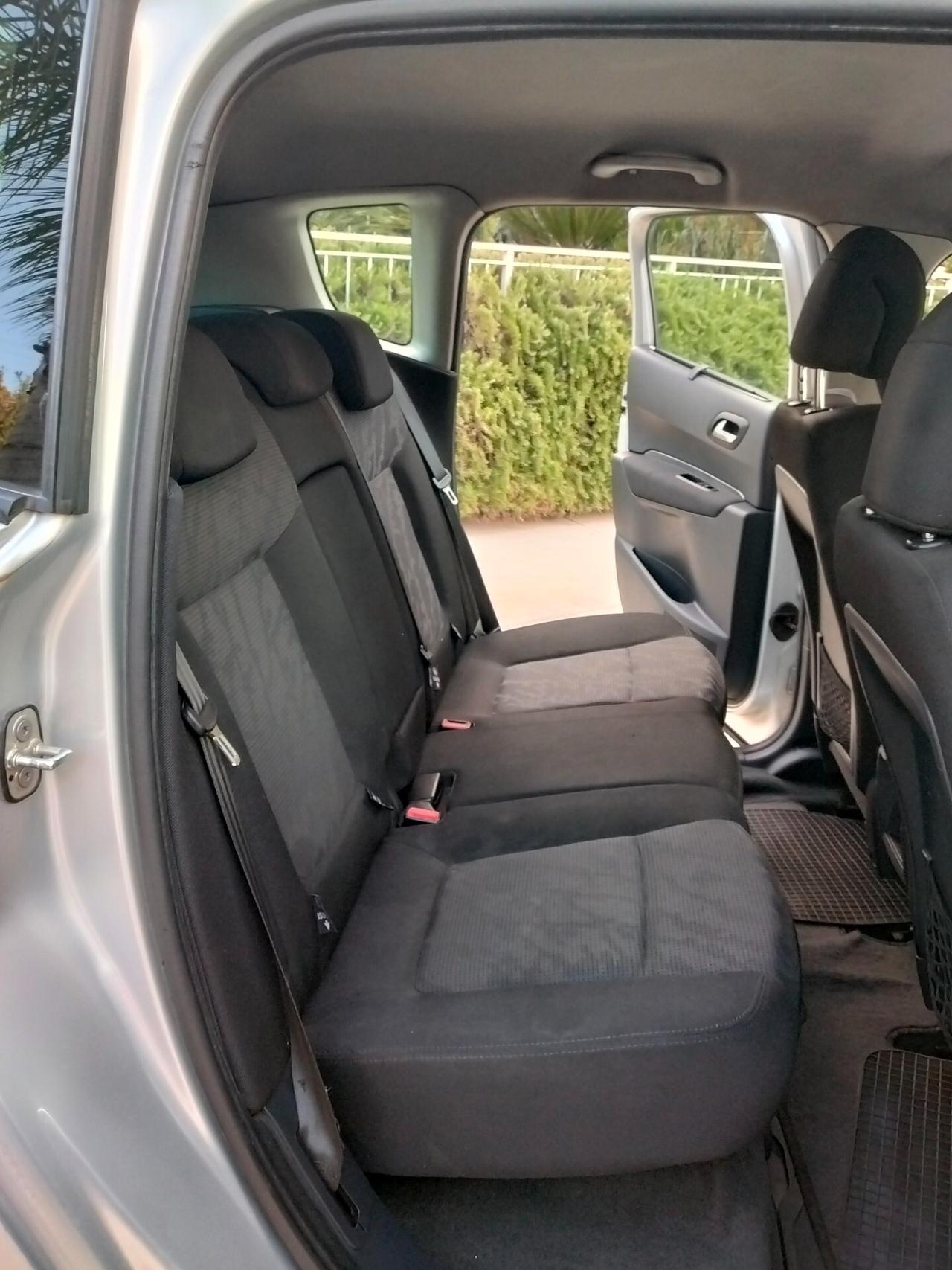 Peugeot 3008 1.6 HDi 110CV Premium