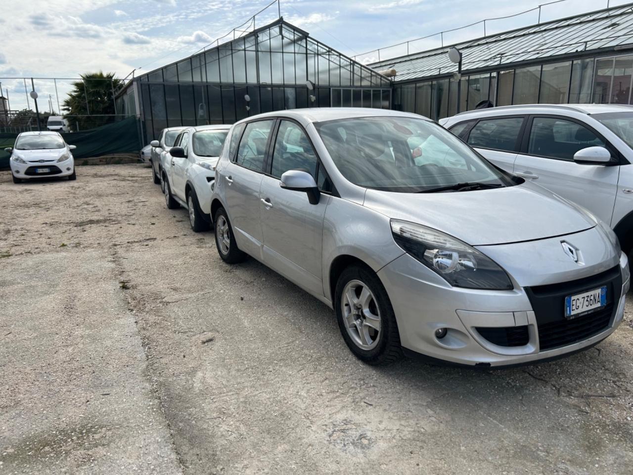 Renault Scenic Scénic X-Mod 1.9 dCi 130CV Luxe