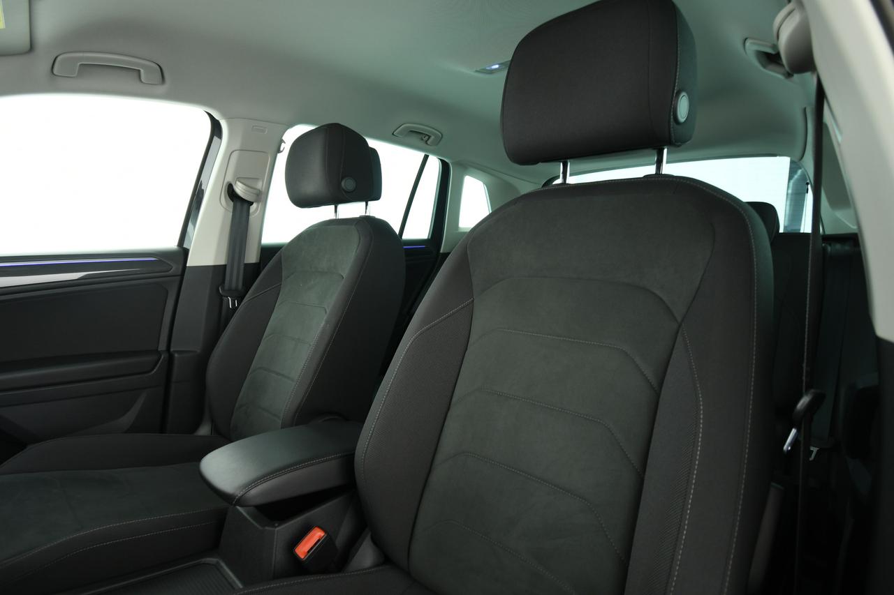 VOLKSWAGEN Tiguan 1.5 tsi Elegance 150cv dsg CAMERA+ACC+APP CONNECT