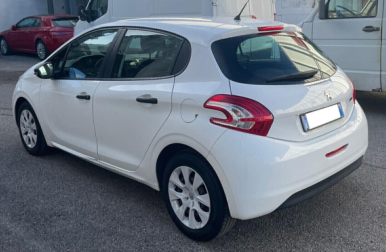 PEUGEOT 208 1.4 HDi 68 CV 5P AUTOCARRO 2 POSTI AFFARE