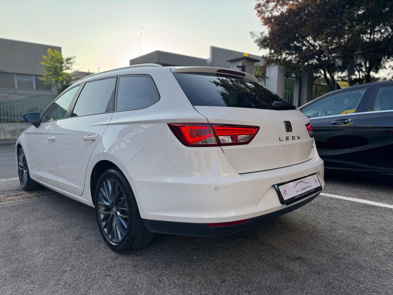 Seat Leon 1.4 TGI DSG ST Business HIGH