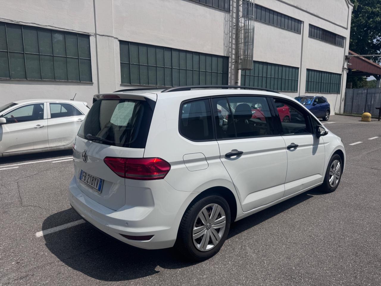 Volkswagen Touran 1.6 TDI BlueMotion 2016