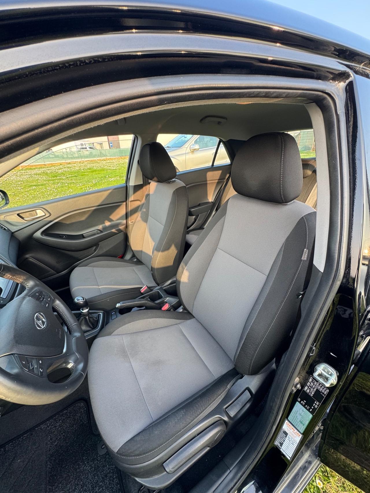 Hyundai i20 1.2 5 porte Tech