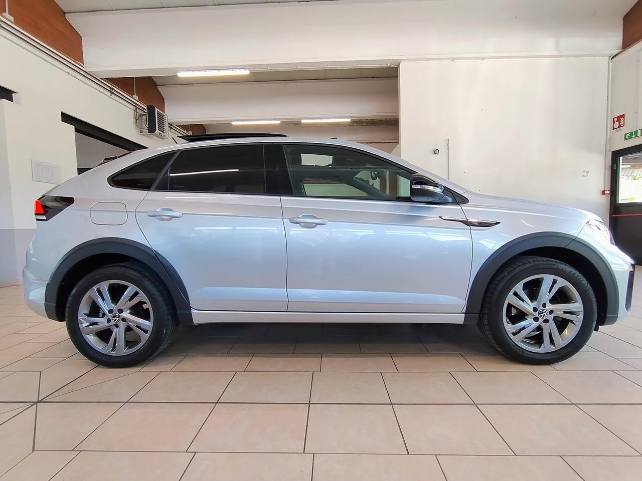 VOLKSWAGEN Taigo 1.0 TSI 110 CV R-Line TETTO IQLIGHT CARPLAY