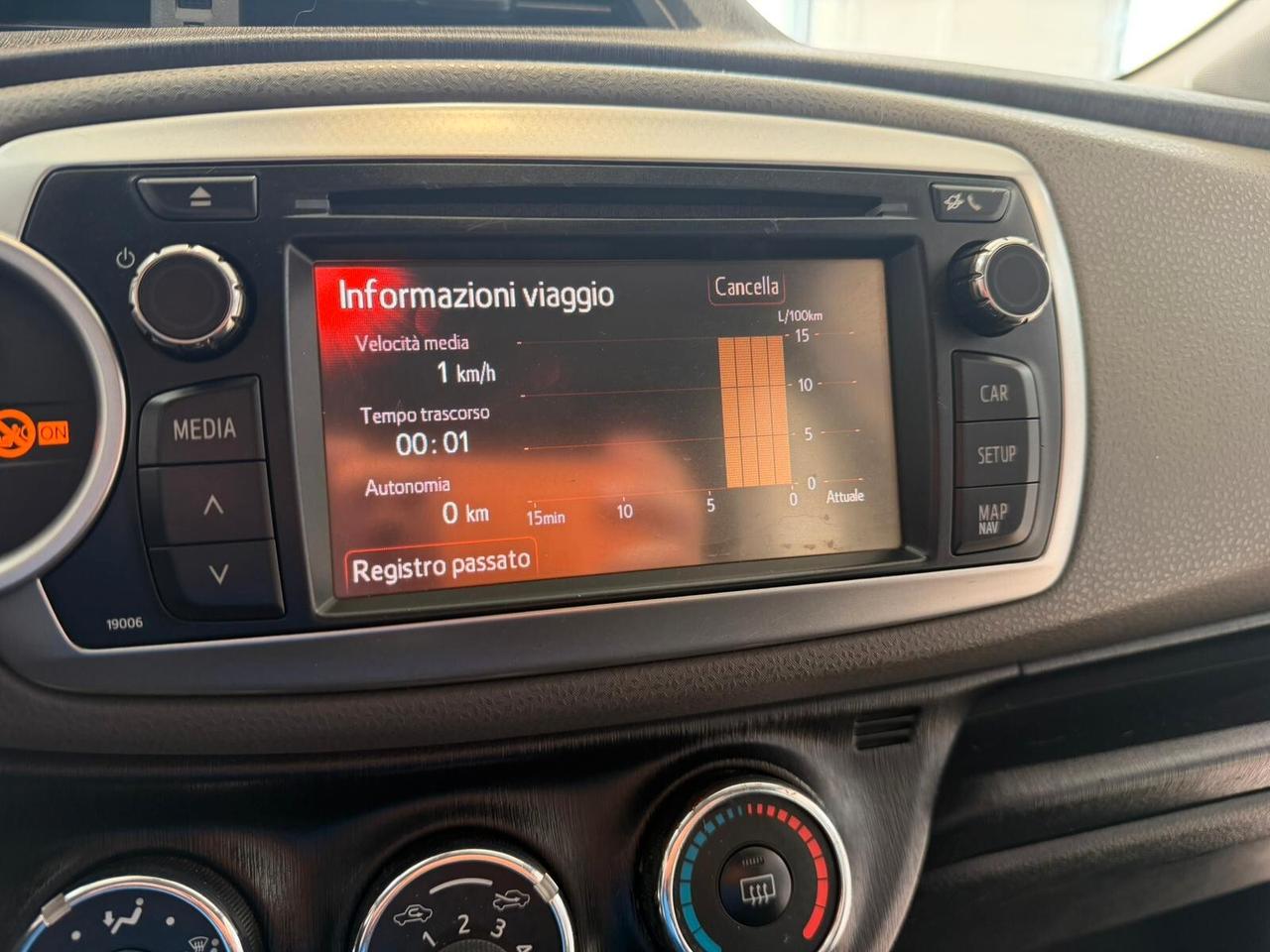 Toyota Yaris 1.0 5 porte Lounge