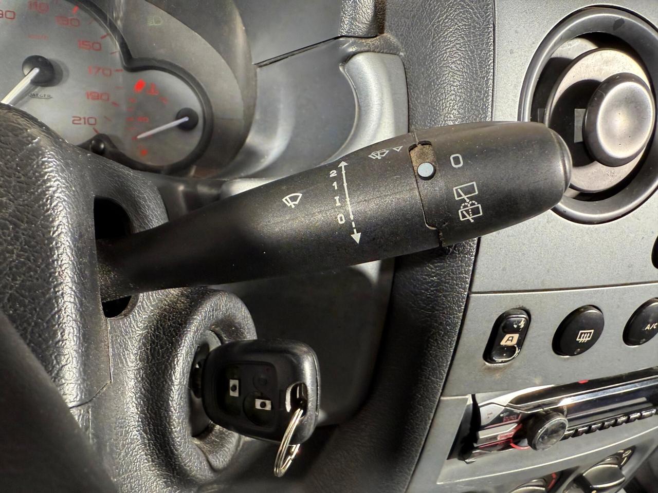 Peugeot Ranch 1.6 HDi 5p. AUTOCARRO