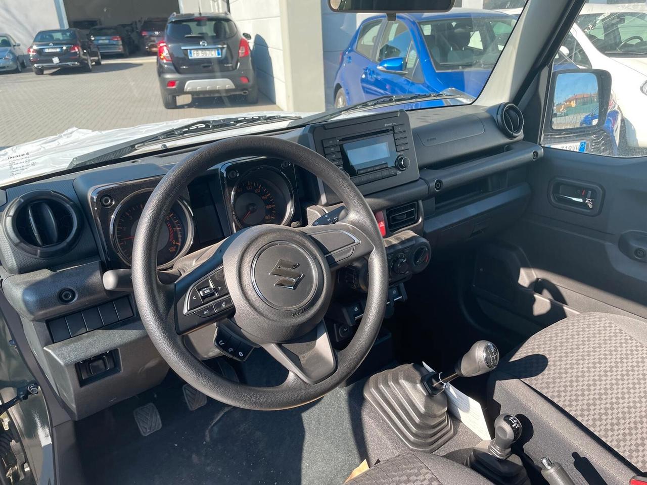 Suzuki Jimny 1.5 4WD --- 4 POSTI AUTOVETTURA