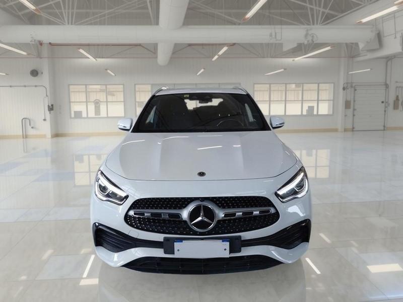 MERCEDES-BENZ GLA 220 D AUTOMATIC 4MATIC PREMIUM CROSSOVER