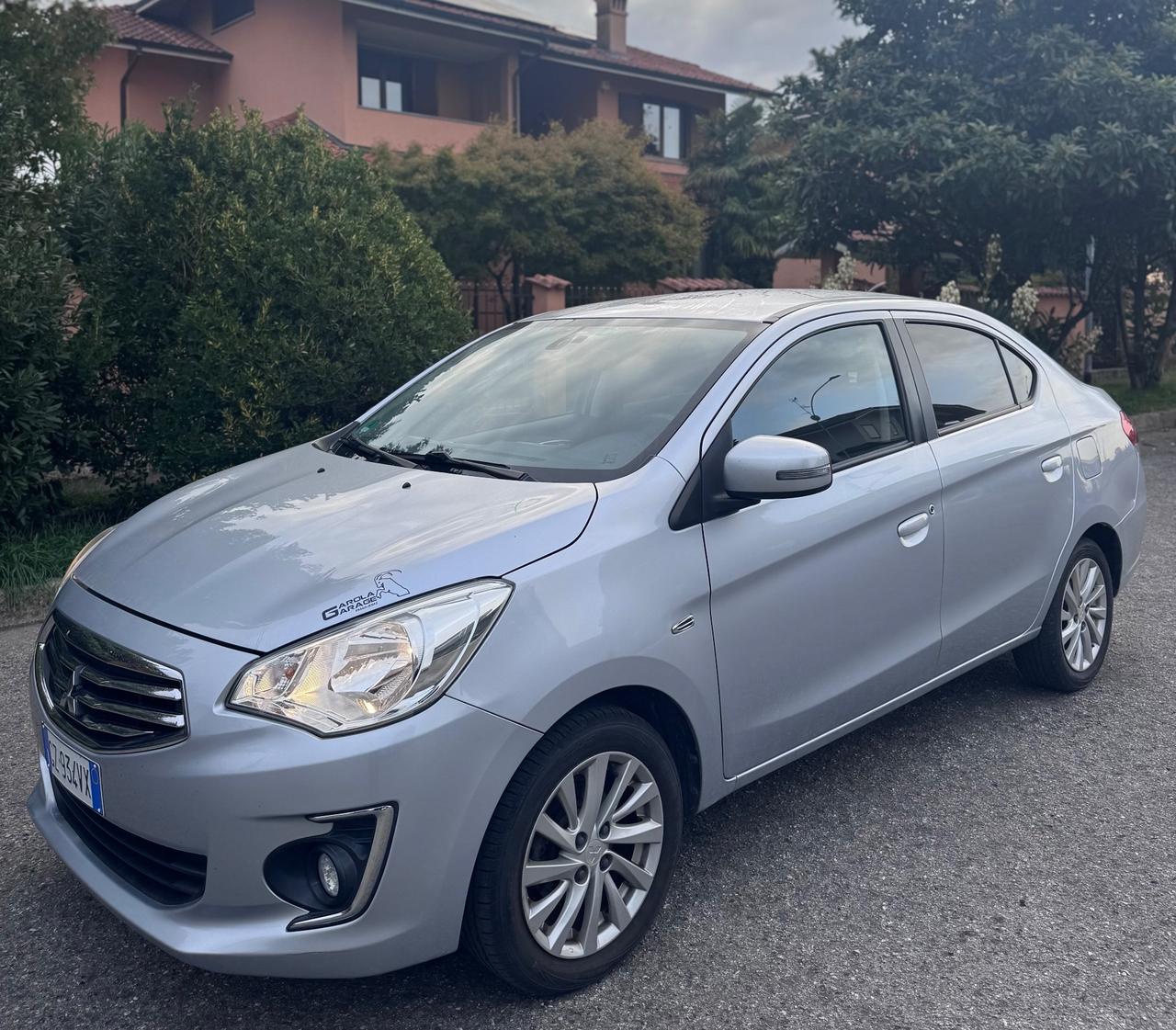 Mitsubishi Attrage Versione Unica