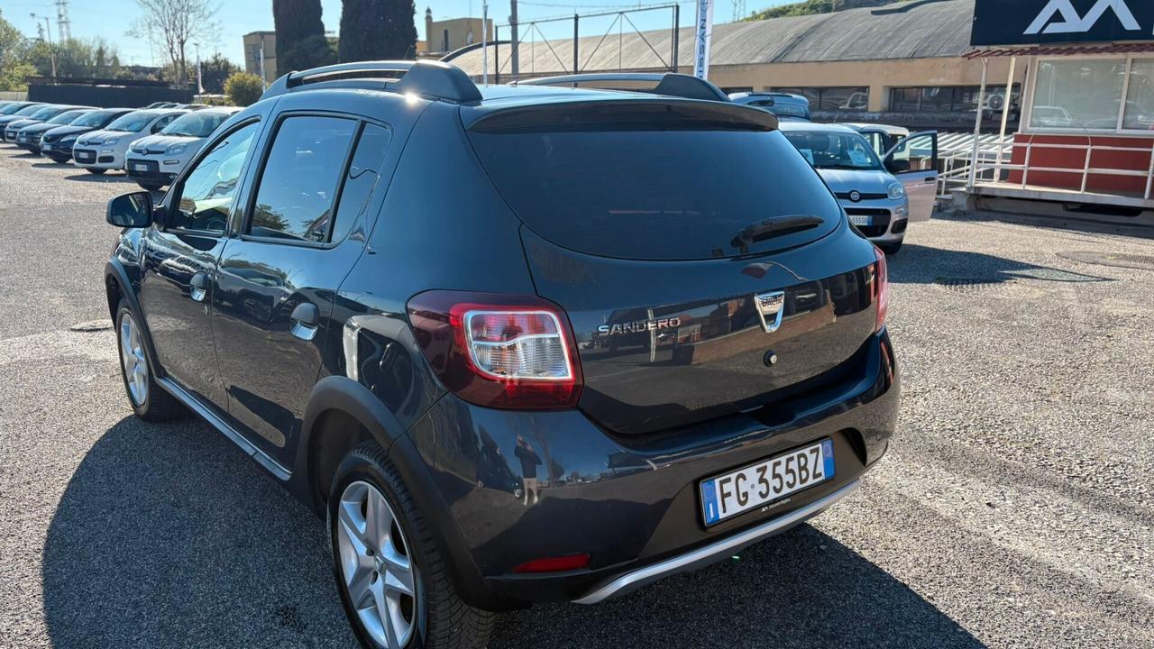 Dacia Sandero Stepway 0.9 Turbo GPL Lauréate