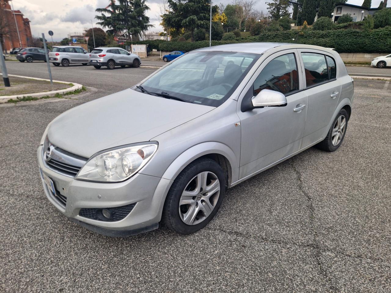 Opel Astra 1.4 GPL Fino al 2033