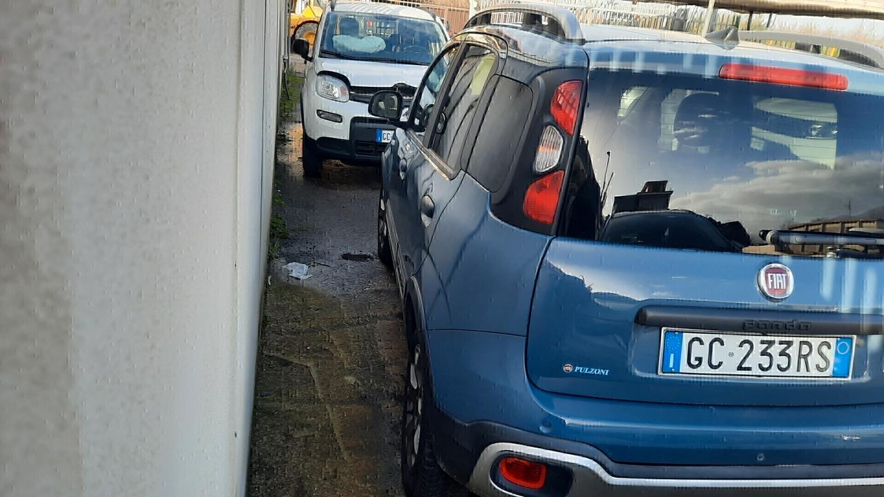 Fiat Panda Cross 1.0 FireFly S&S Hybrid anno 2021 incidentata
