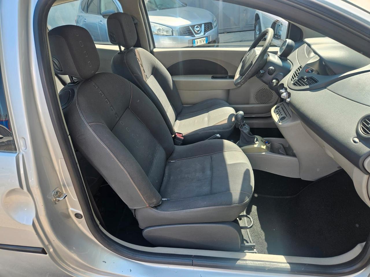 Renault Twingo 1.2 8V Dynamique
