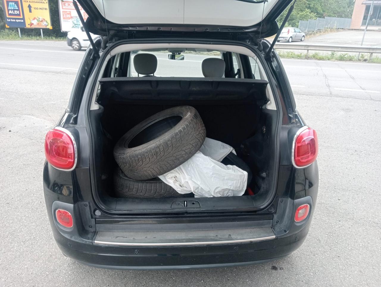 Fiat 500L 1.6 Multijet 105 CV Lounge X Neopatentati