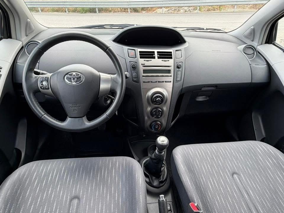 Toyota Yaris 1.4 D-4D 90 cv 5 porte Sol