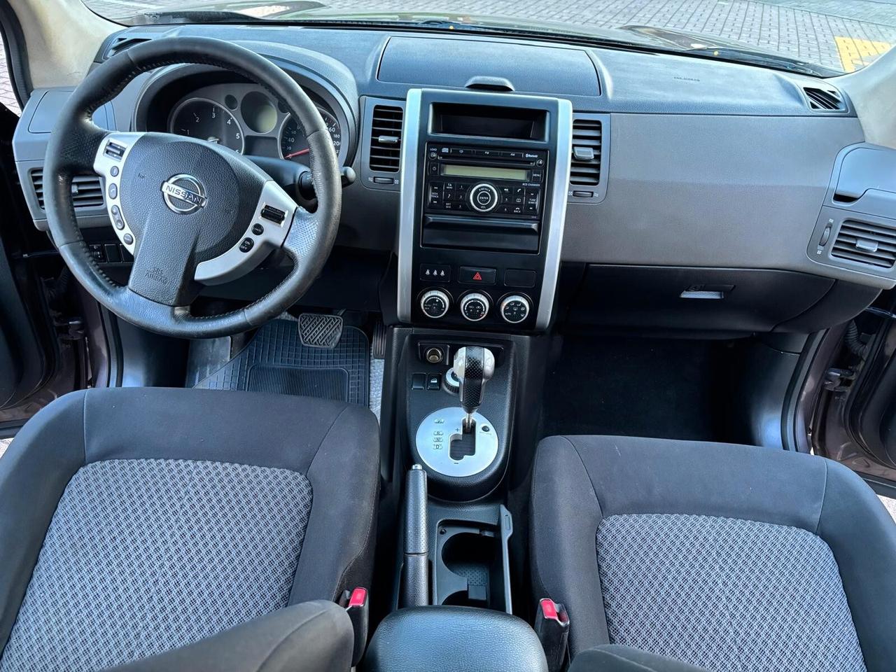 Nissan X-Trail 2.0 dCi 150CV LE..4x4 AUTOMATICO. CELL 393 690 2051 WUATSAPP