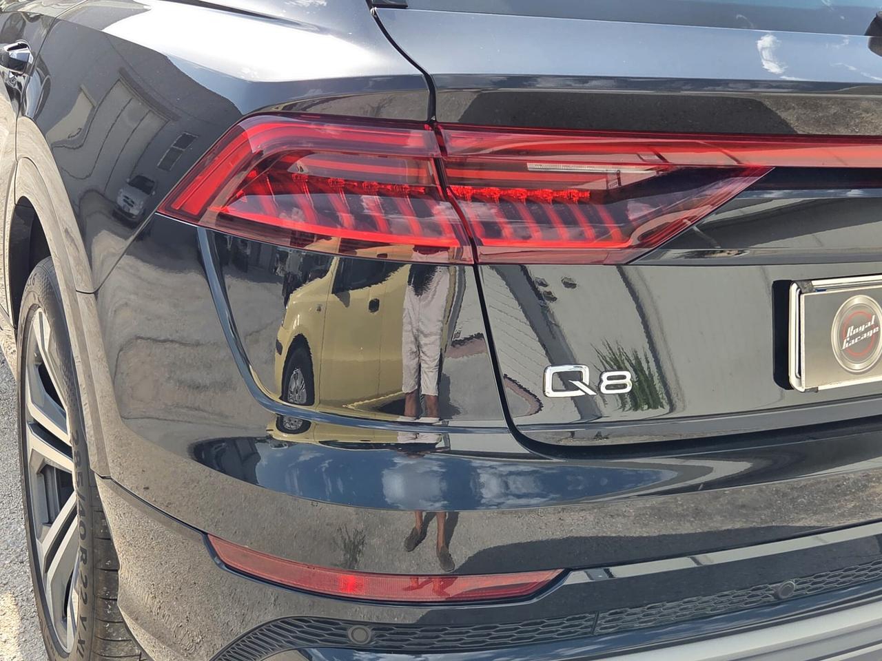 Audi Q8 50 TDI QUATTRO S LINE "FULL OPTIONAL"