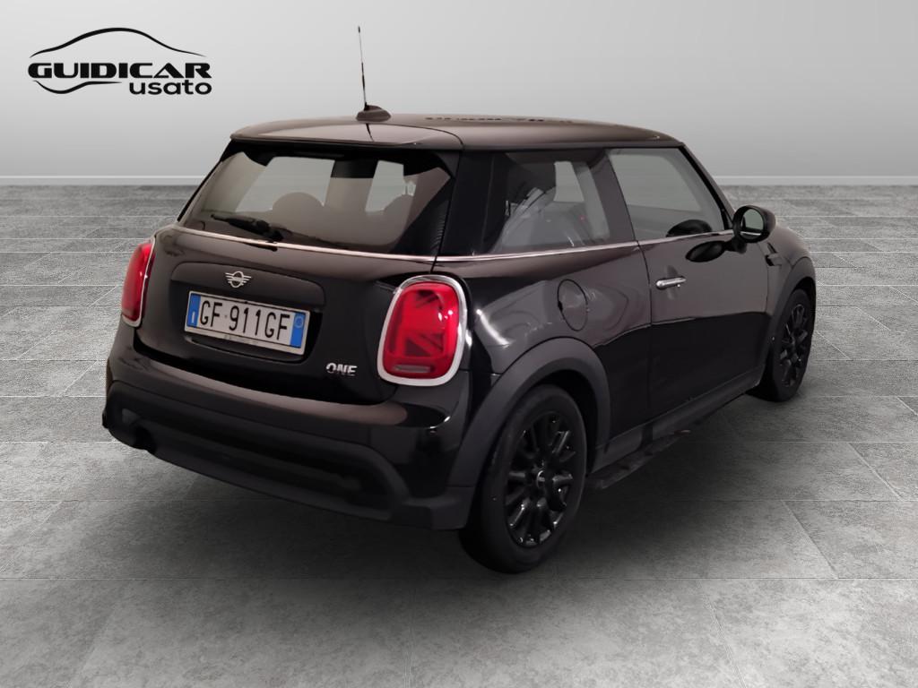 MINI Mini IV F56 2021 3p - Mini 3p 1.5 One Classic 75cv