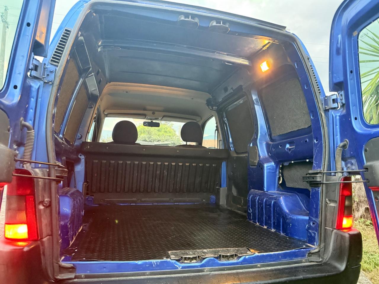 Peugeot Ranch 2.0 HDI 90CV