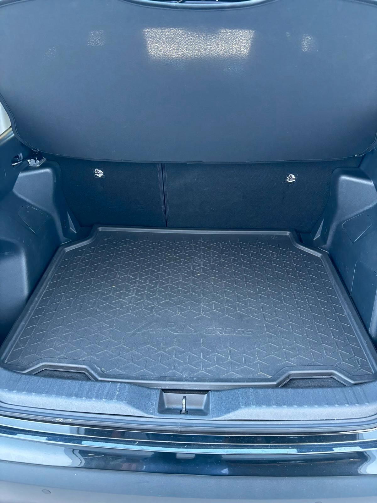 Toyota Yaris Cross 1.5 Hybrid 5p. E-CVT Business