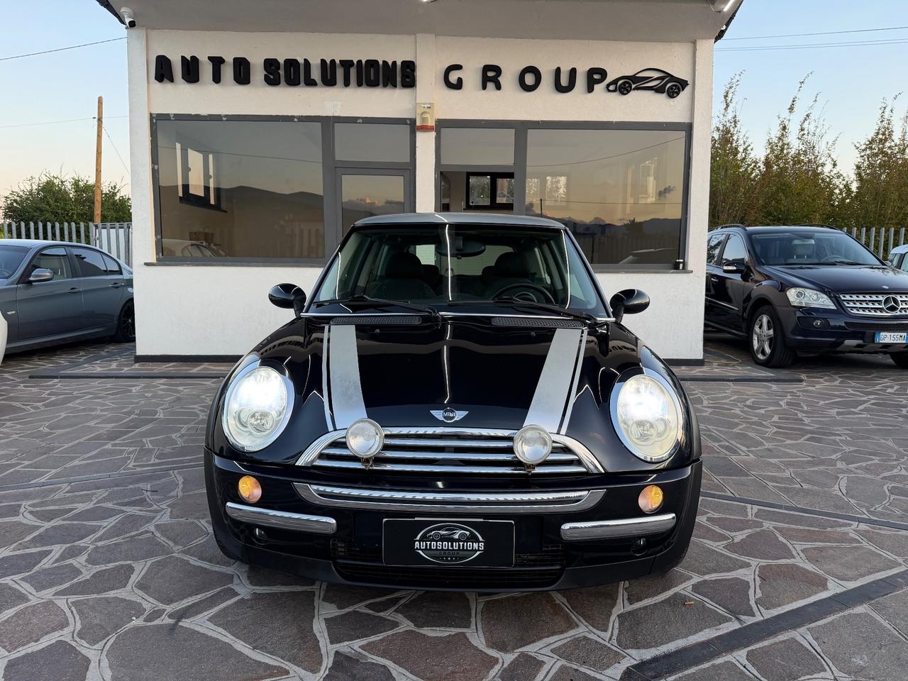 Mini 1.4 tdi One D 75cv de luxe okneopatentati