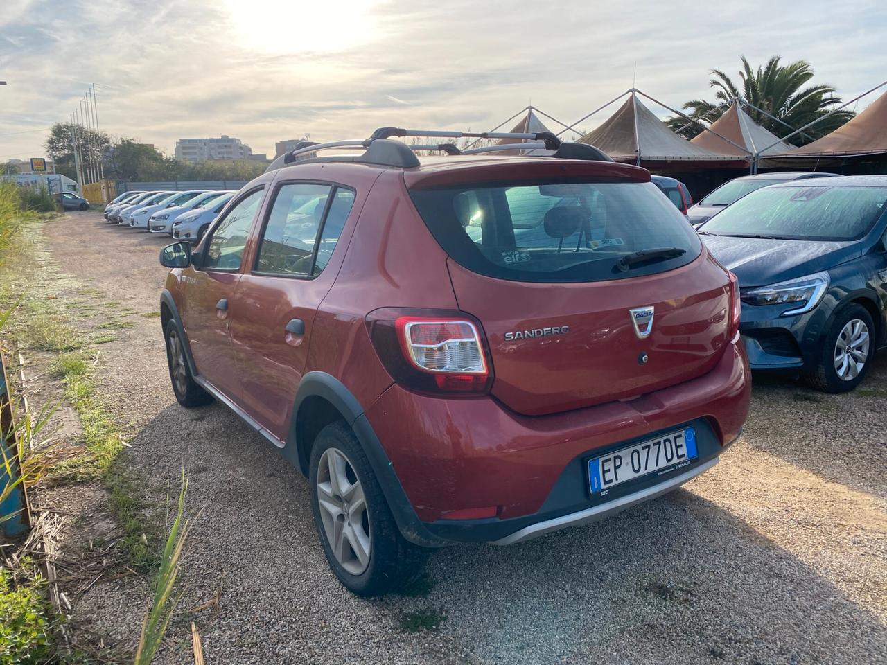 DACIA SANDERO STEPWAY 1.5 DCI 160.000 KM ANNO 2013