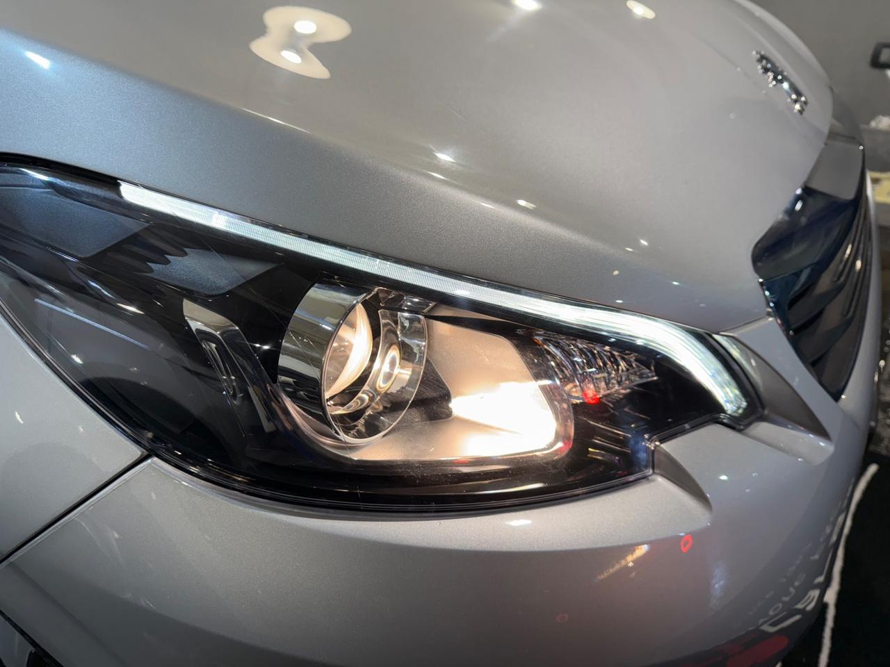 Peugeot 108 VTi 68 5 porte Allure TOP!