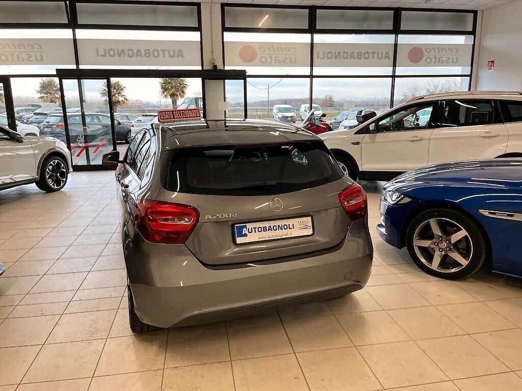 Mercedes-benz A 200 d BUSINESS Automatic 5p.