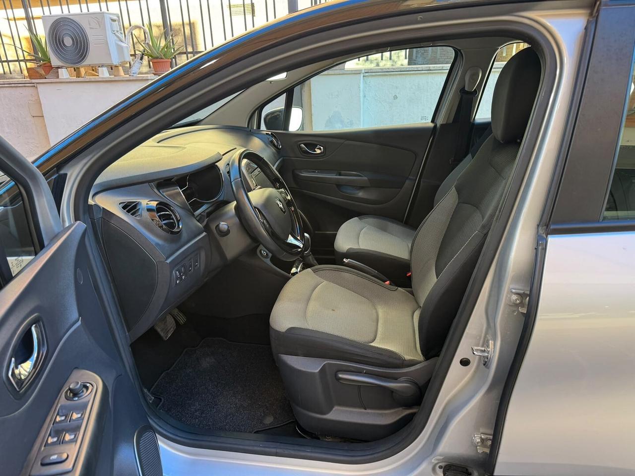 RENAULT Captur dCi 8V 90CV EDC S&S Energy Intens